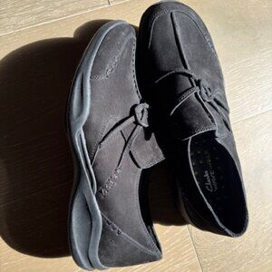 Clarks Wave Run Slip-on Shoes - Women's US Size 8.5 - Black Nubuck